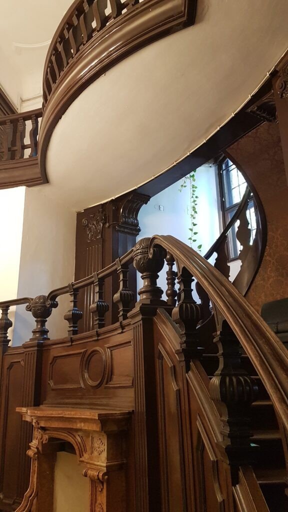 Feljárati lépcső 2